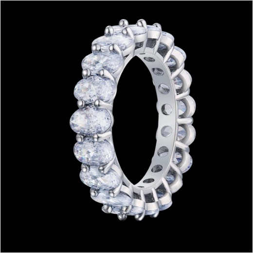 Single Row Diamond Band White