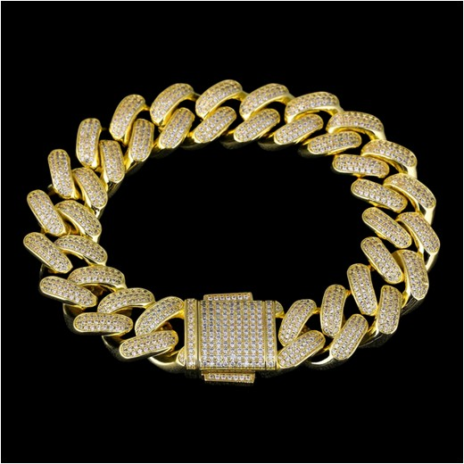 Iced Out Cuban Link Bracelet in 14K Gold 18mm