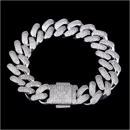 Diamond Cuban Link Bracelet In 14 Kt Gold 18mm