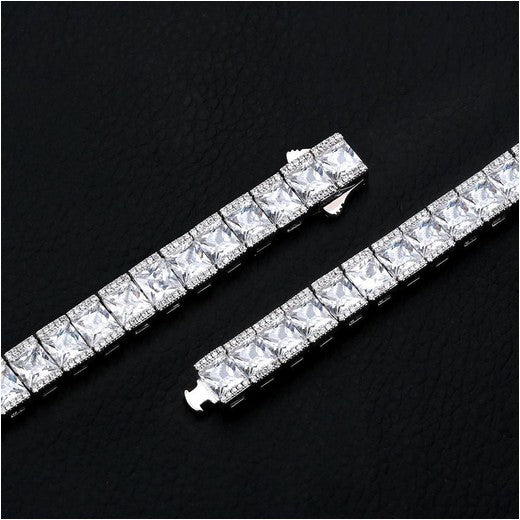 Princess Cut Tennis Bracelet in White Gold 8mm