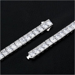 Princess Cut Tennis Bracelet in White Gold 8mm