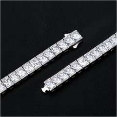 Princess Cut Tennis Bracelet in White Gold 8mm